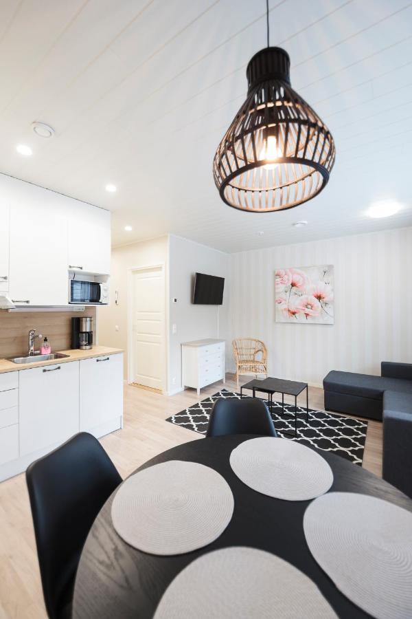 Jaekaelaetie Apartments By Hiekka Booking Kalajoki Exteriér fotografie